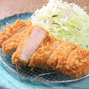 川崎の豚肉専門店 KIWAMIの極とんかつ 特大ロースかつ定食（300g）のイメージ画像